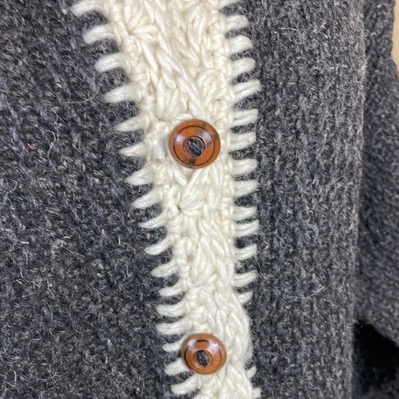 Handmade Thick Chunky Overaized Wool Sweater Cardigan, Made in Ecuador Woman's M - Picture 6 of 11
